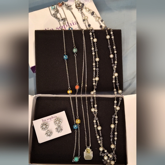 NWT! LIA SOPHIA Jewelry Bundle - Picture 1 of 13